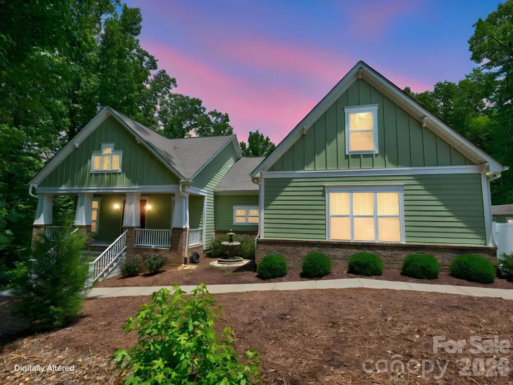 9560 Regent Drive Davidson, NC 28036