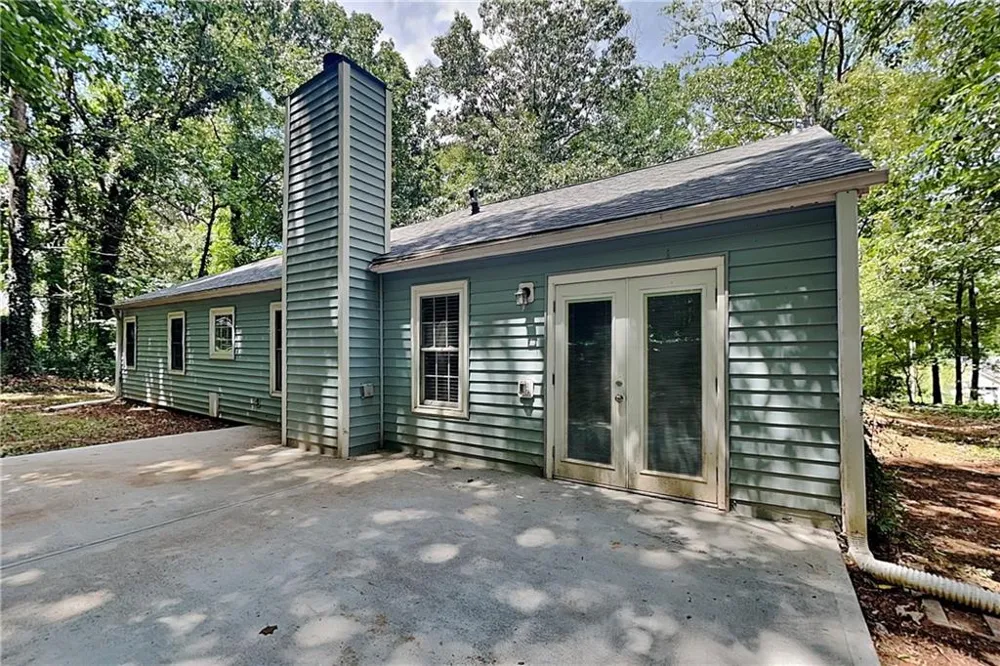 213 Brolley Woods Drive Woodstock, GA 30189