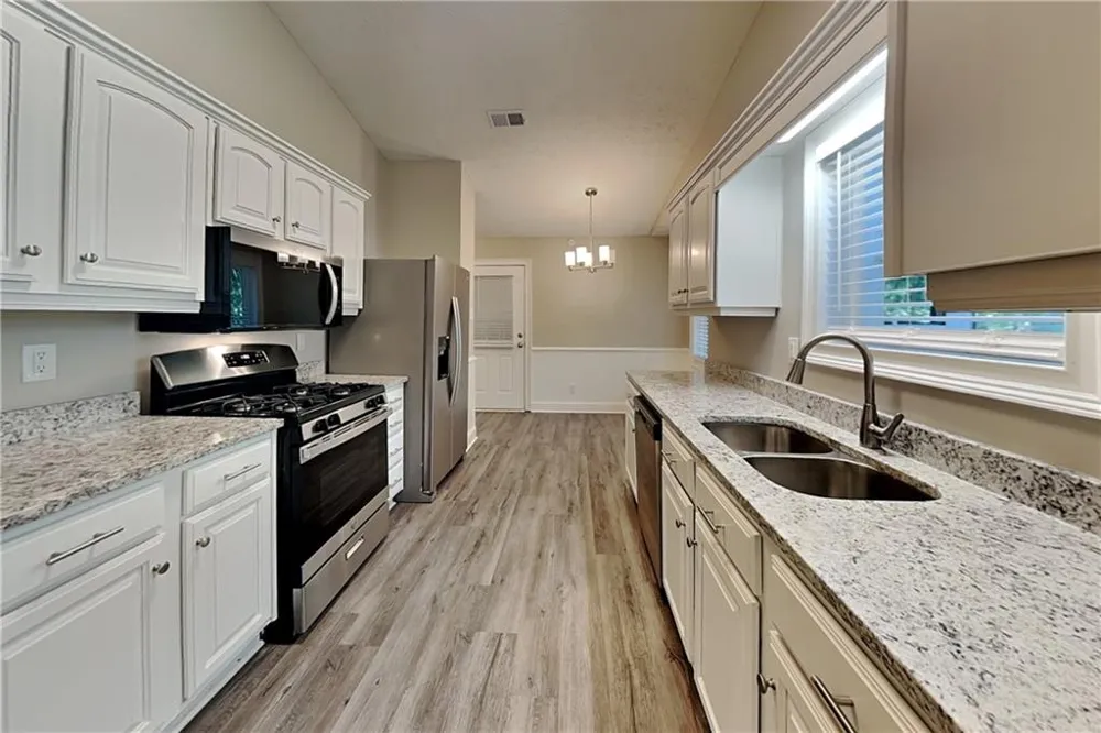 213 Brolley Woods Drive Woodstock, GA 30189