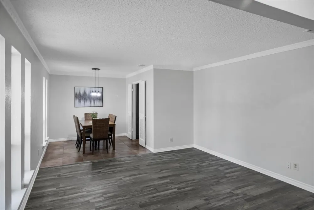 631 E Cherry Street Duncanville, TX 75116