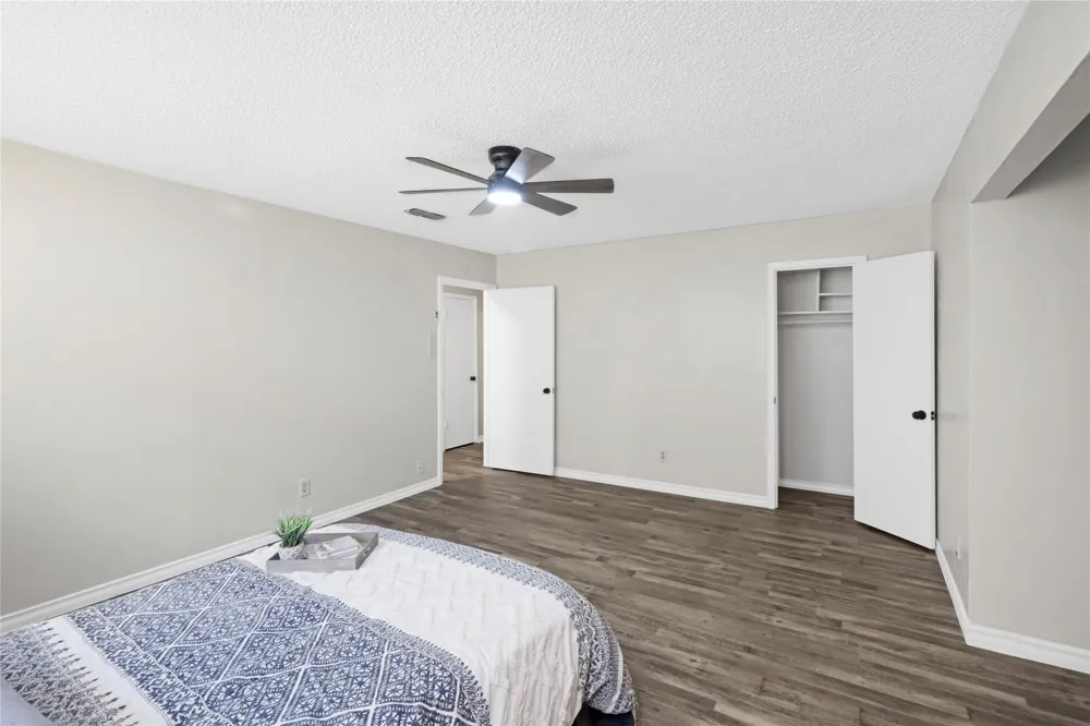 631 E Cherry Street Duncanville, TX 75116