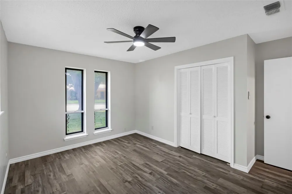 631 E Cherry Street Duncanville, TX 75116