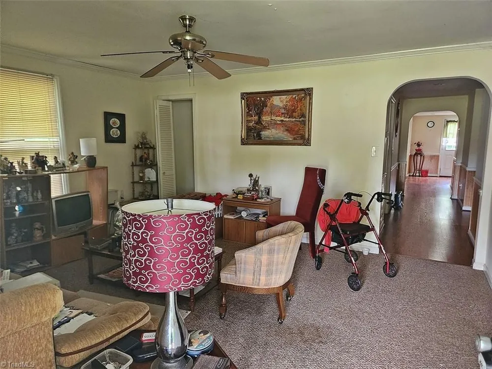 1935 Needmore Road Woodleaf, NC 27054