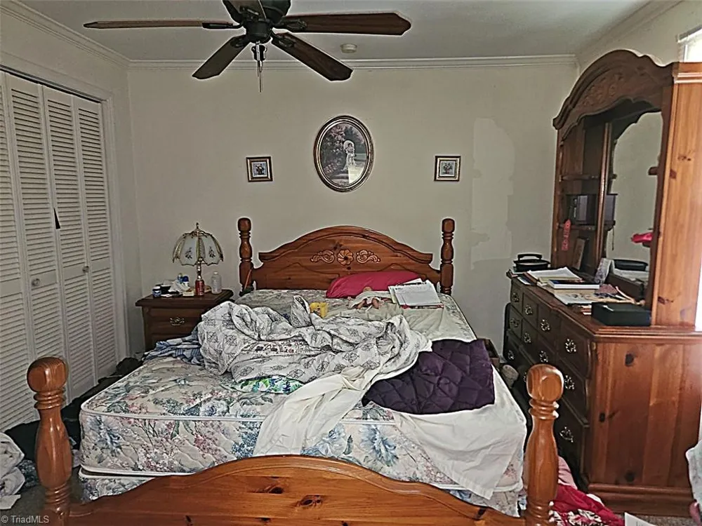 1935 Needmore Road Woodleaf, NC 27054