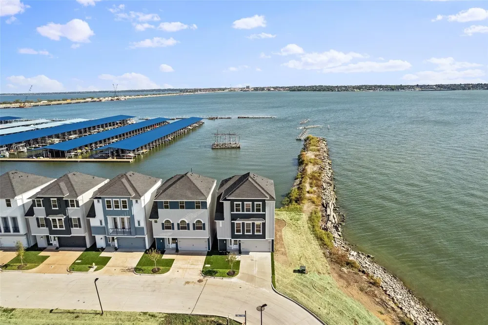 1101 Marc Lane Rowlett, TX 75088