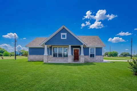497 Arrowhead Drive