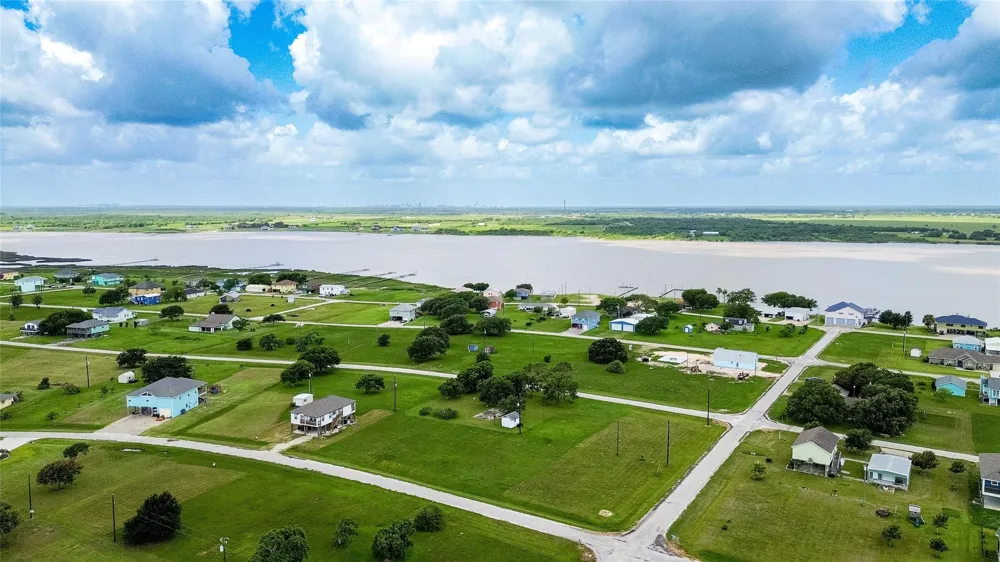 497 Arrowhead Drive Palacios, TX 77465