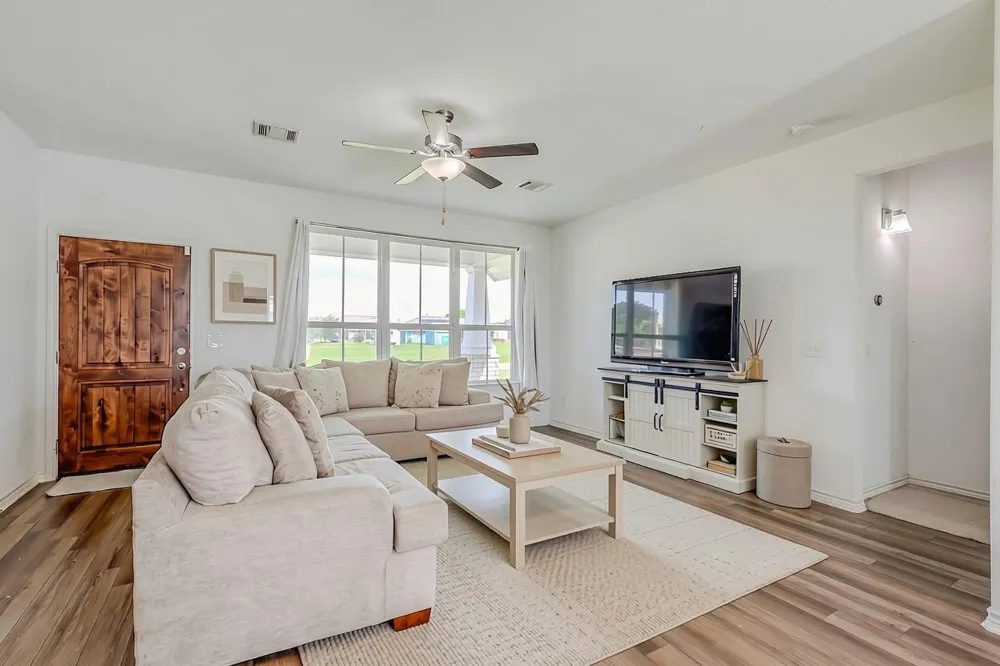 497 Arrowhead Drive Palacios, TX 77465