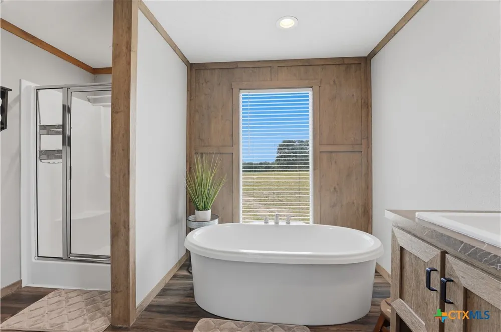 400 Lyon Road Seguin, TX 78155