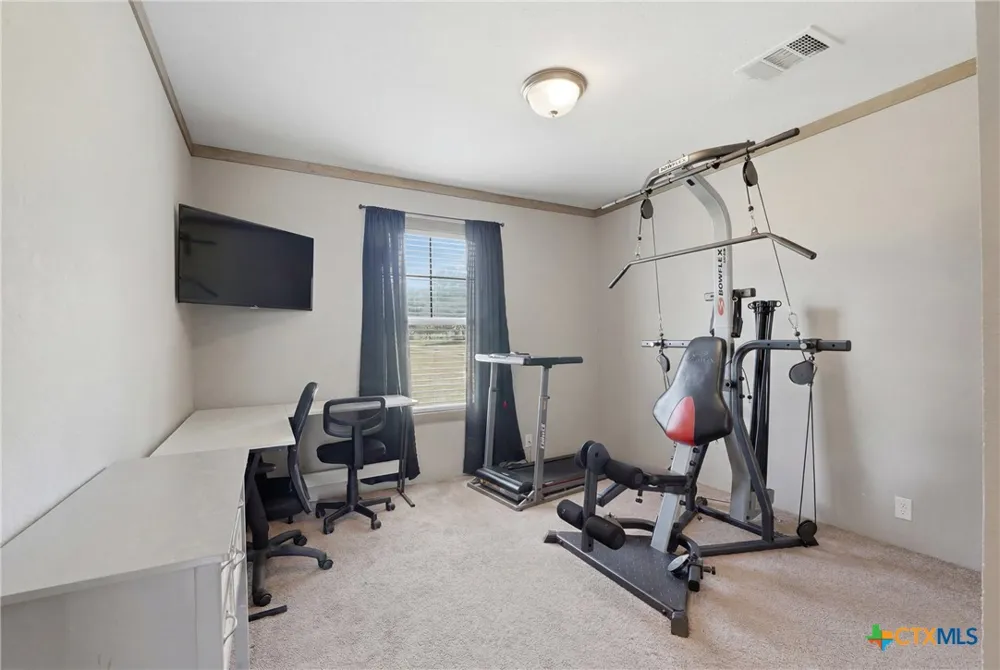 400 Lyon Road Seguin, TX 78155