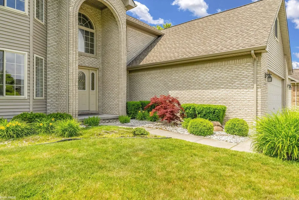 232 LIBERTY AVENUE Marysville City, MI 48040