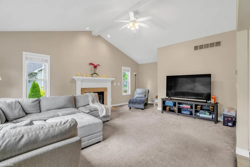 232 LIBERTY AVENUE Marysville City, MI 48040