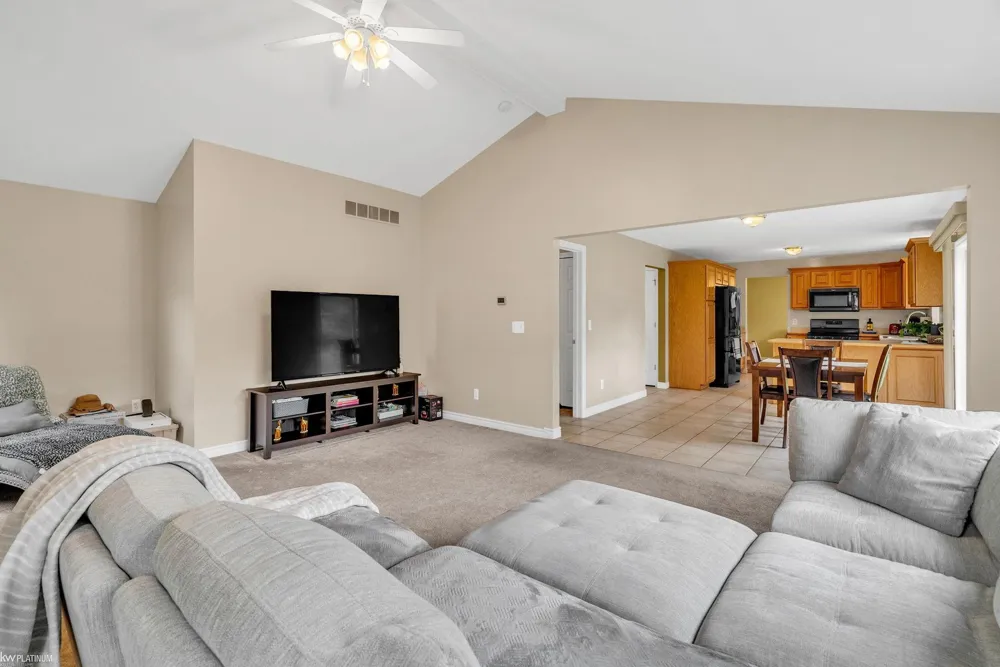 232 LIBERTY AVENUE Marysville City, MI 48040