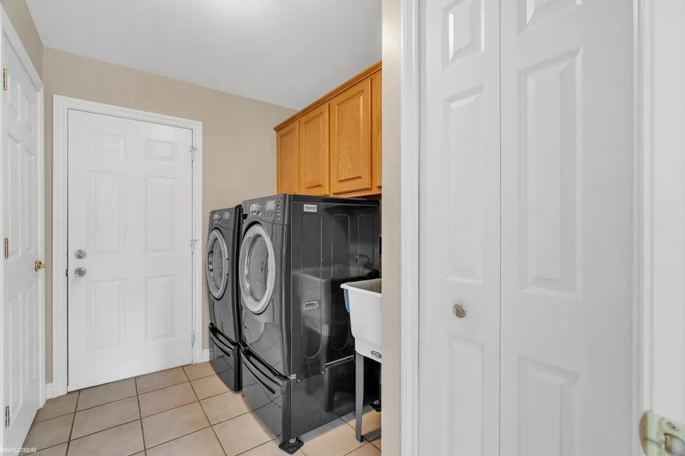 232 LIBERTY AVENUE Marysville City, MI 48040