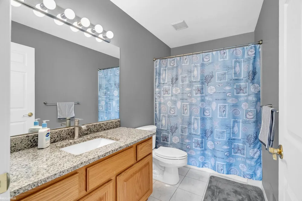 232 LIBERTY AVENUE Marysville City, MI 48040