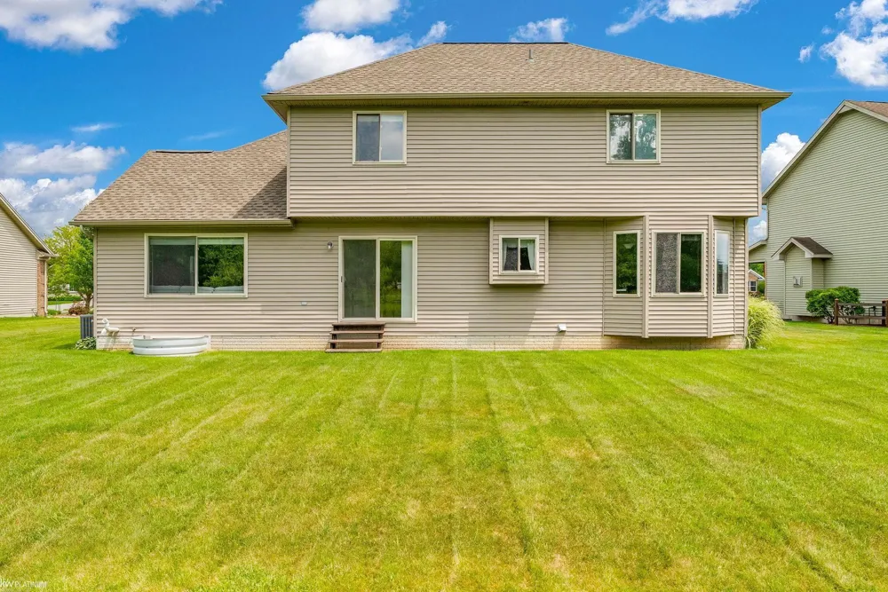 232 LIBERTY AVENUE Marysville City, MI 48040