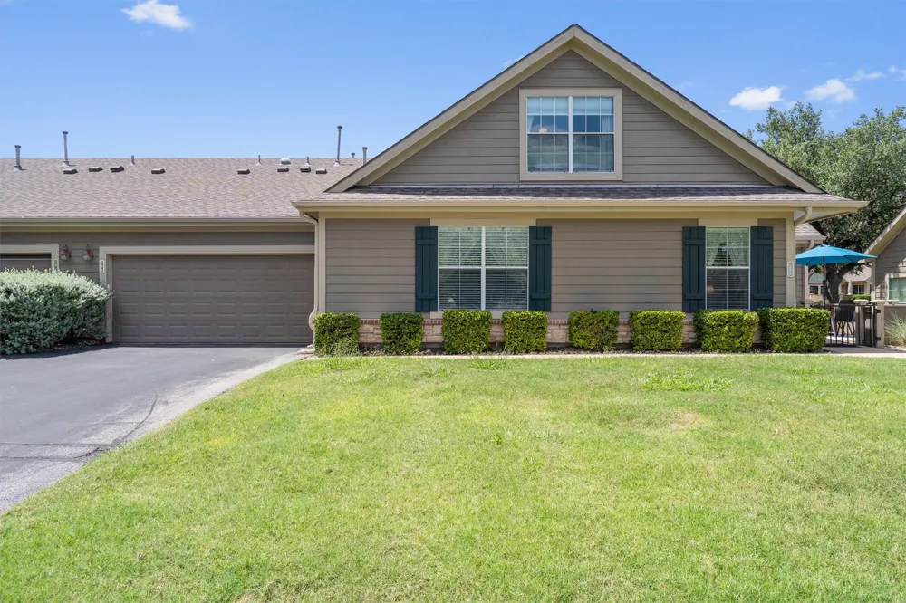 30 Wildwood Drive #184 Georgetown, TX 78633