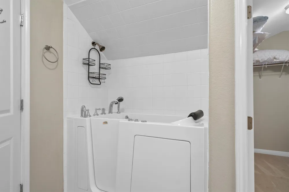 30 Wildwood Drive #184 Georgetown, TX 78633