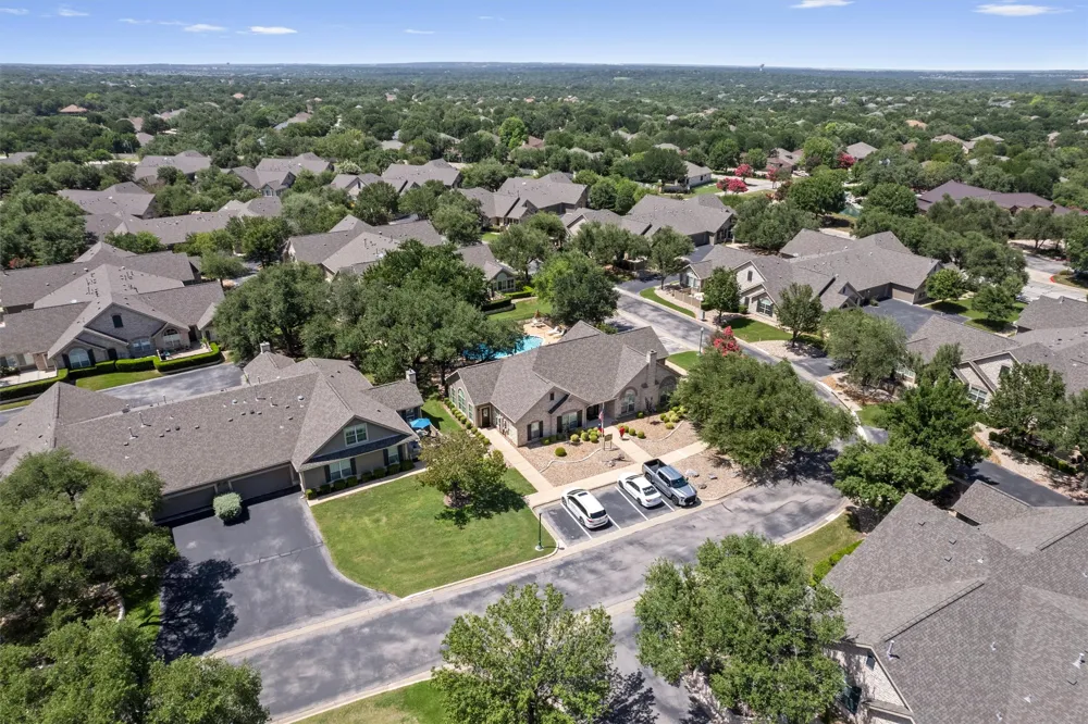 30 Wildwood Drive #184 Georgetown, TX 78633