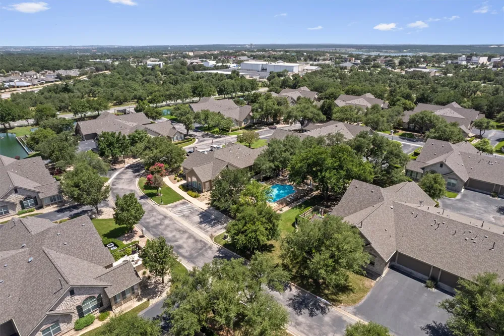 30 Wildwood Drive #184 Georgetown, TX 78633