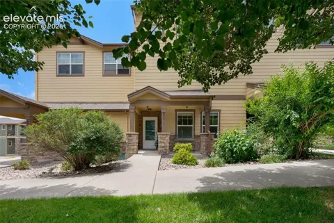 2075 St Claire Park Alley