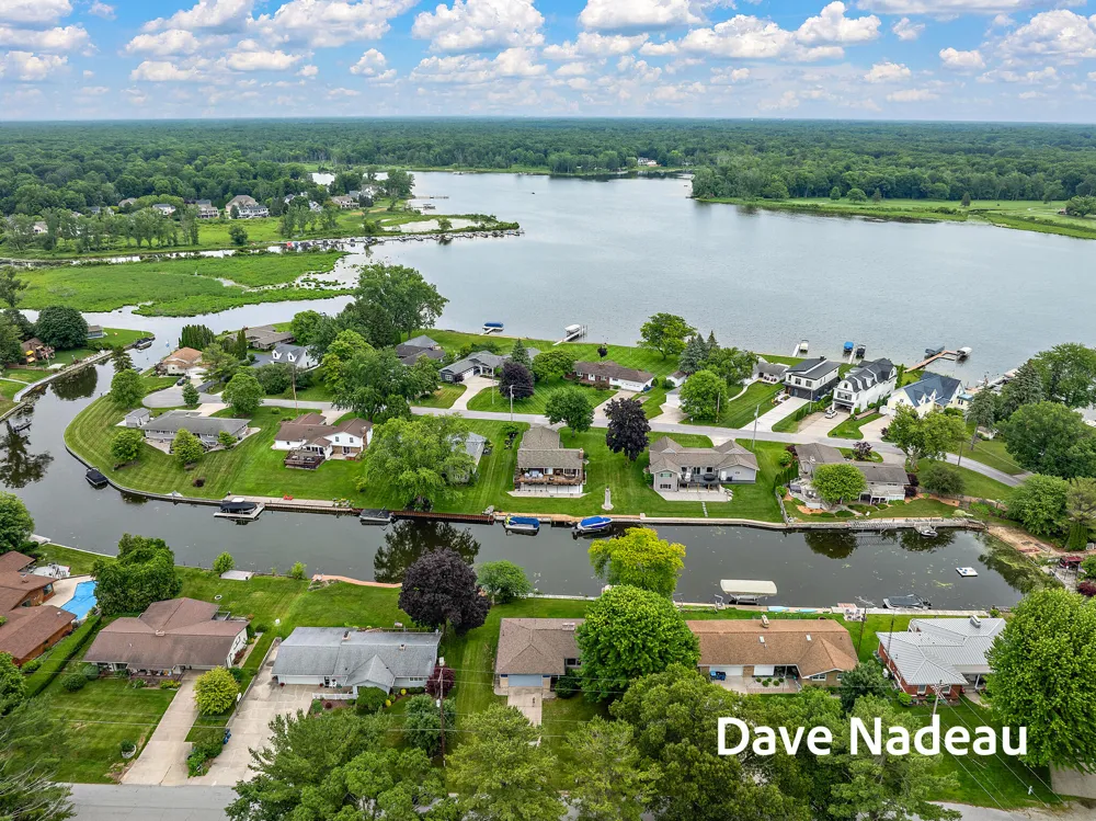 17832 Channel View Drive Spring Lake, MI 49456