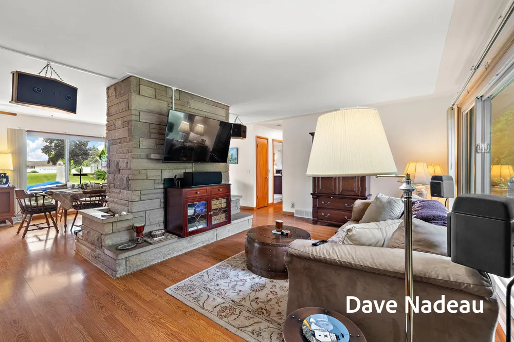 17832 Channel View Drive Spring Lake, MI 49456