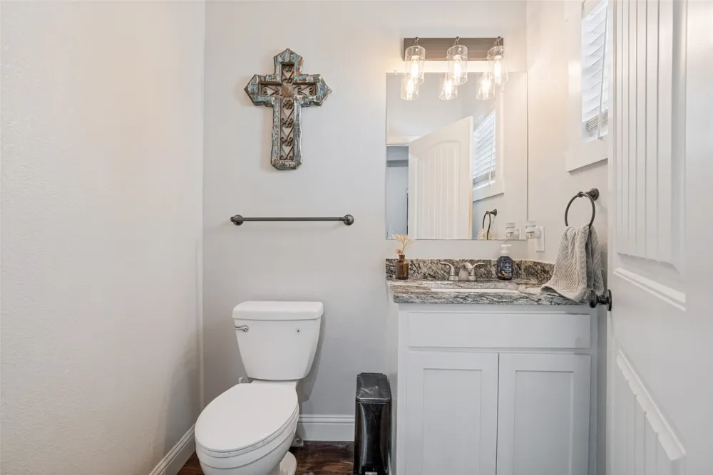 2341 Oak Leaf Trail Cleburne, TX 76031