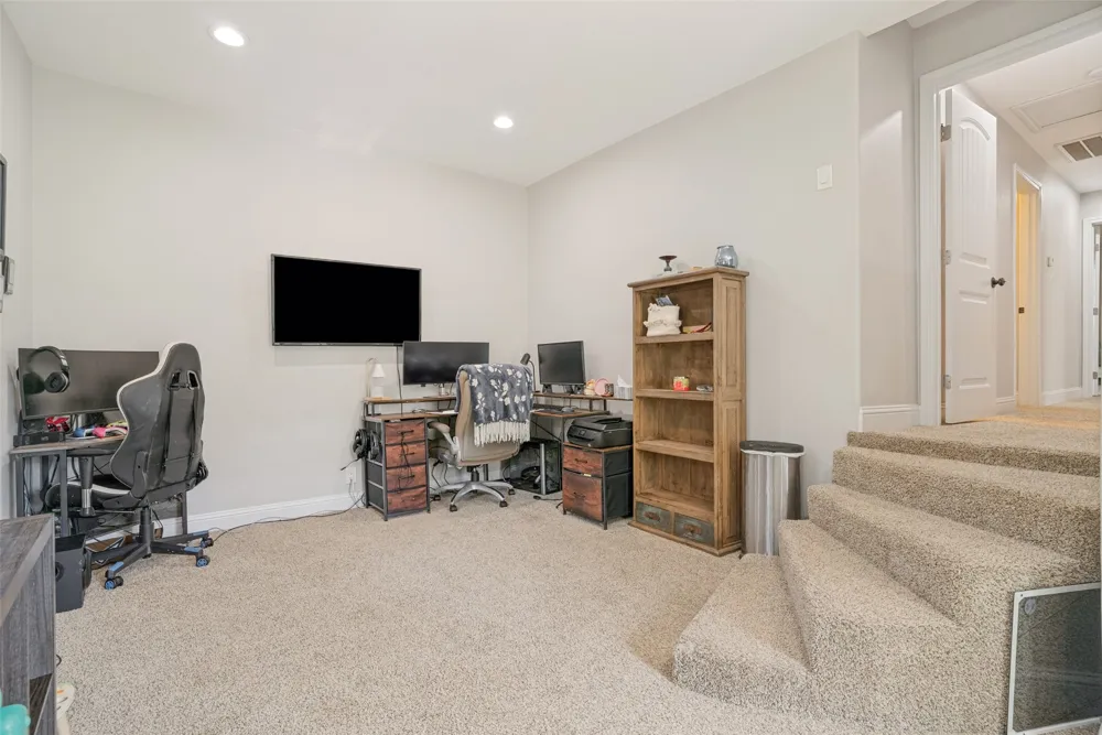 2341 Oak Leaf Trail Cleburne, TX 76031