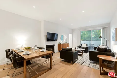 1818 Thayer Avenue #201