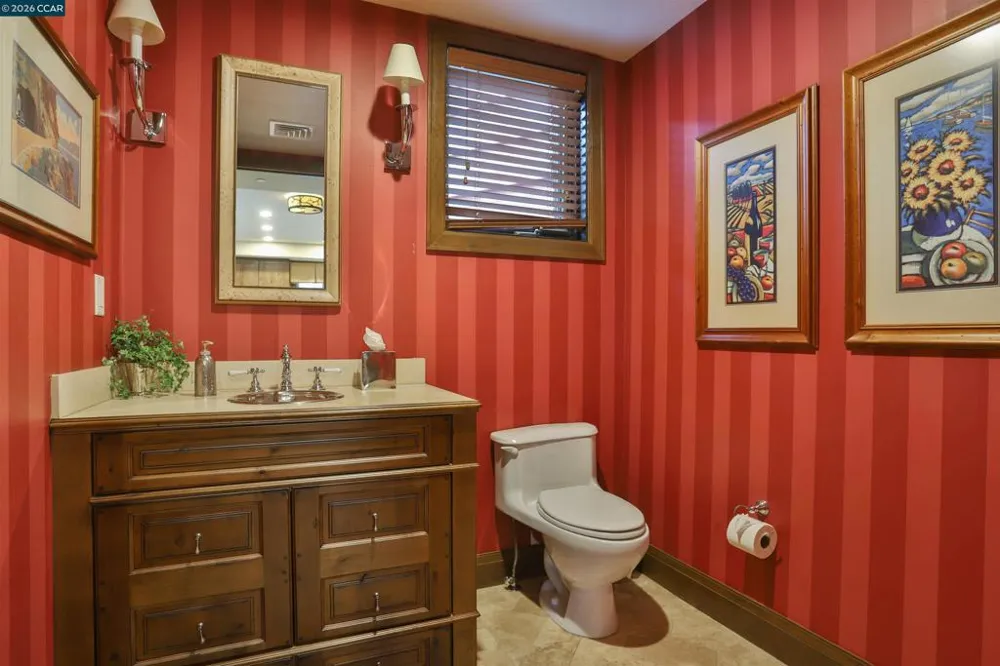 6750 North Lake Blvd #2E Tahoe Vista, CA 96148