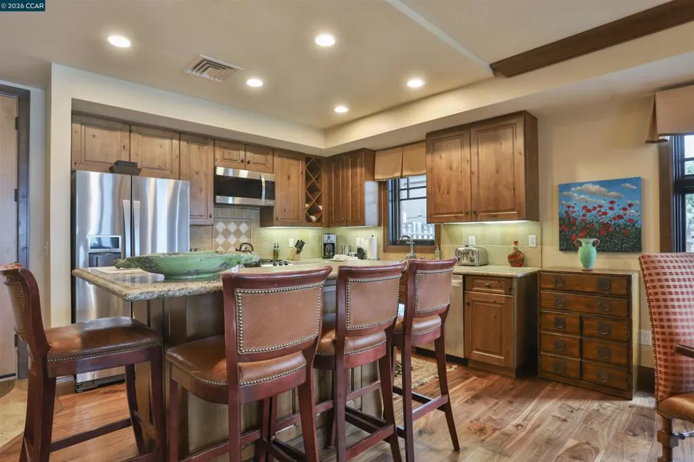 6750 North Lake Blvd #2E Tahoe Vista, CA 96148
