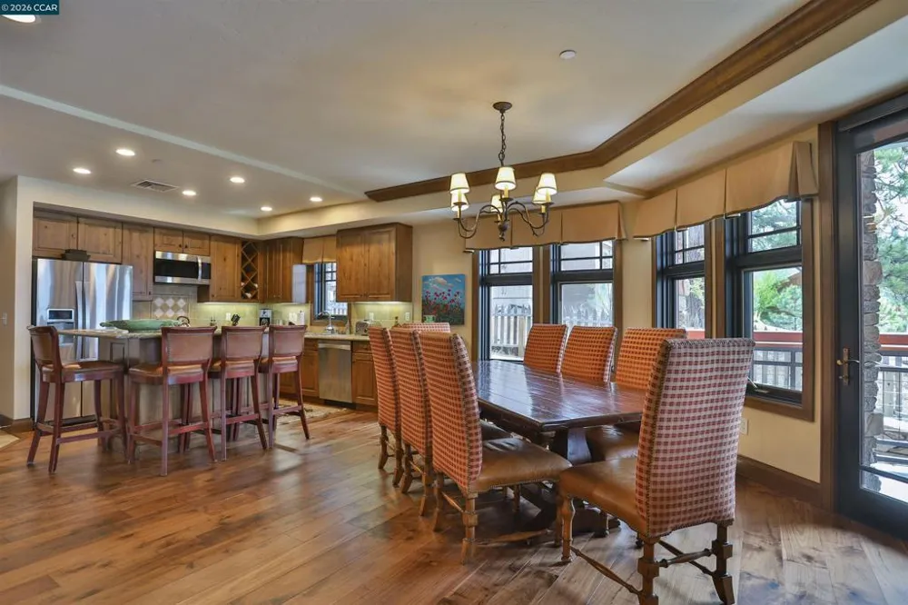 6750 North Lake Blvd #2E Tahoe Vista, CA 96148