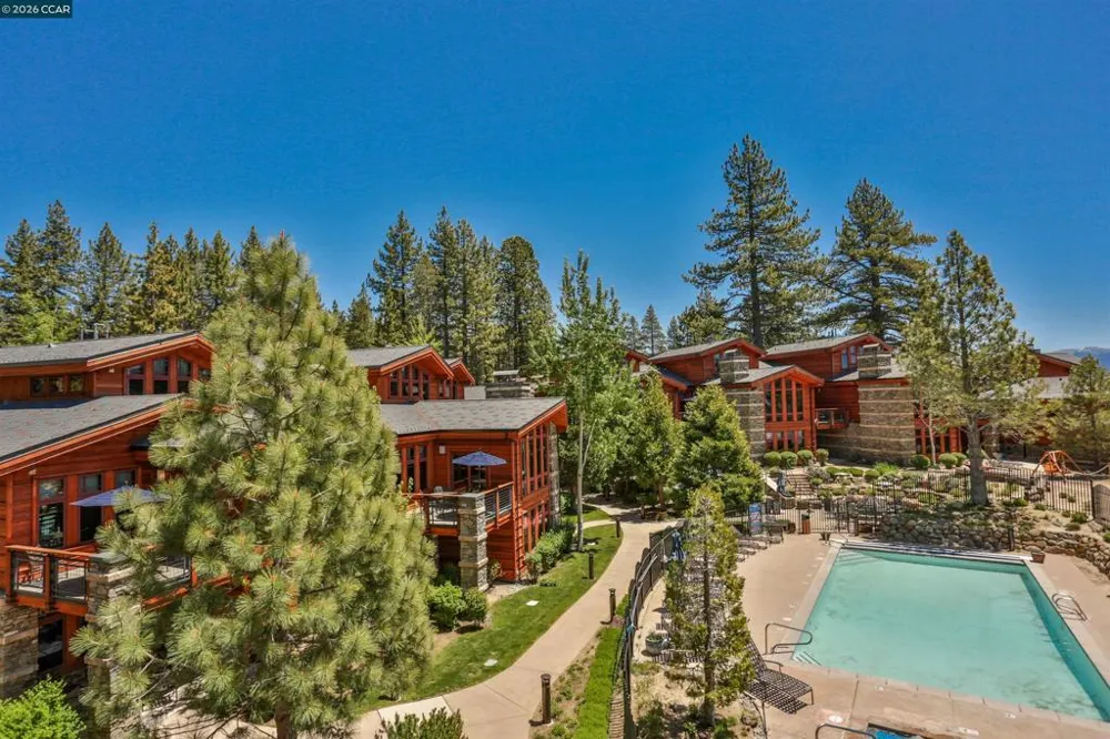 6750 North Lake Blvd #2E Tahoe Vista, CA 96148