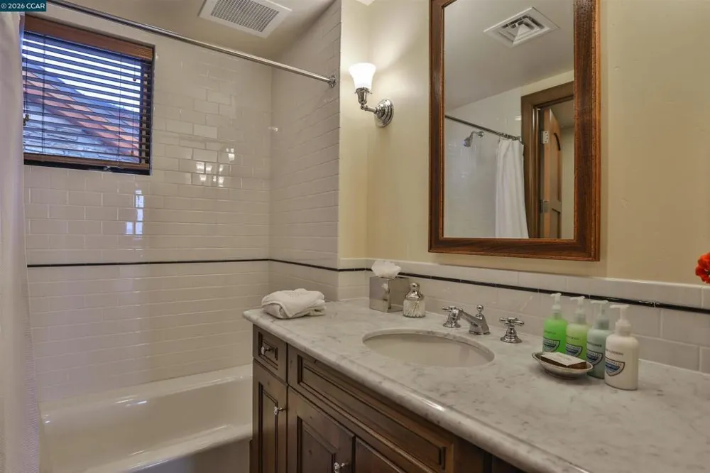 6750 North Lake Blvd #2E Tahoe Vista, CA 96148