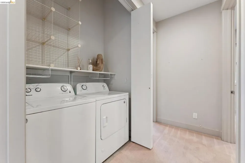5917 Balboa Oakland, CA 94611