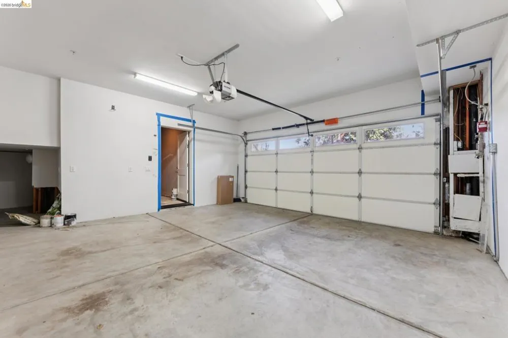 5917 Balboa Oakland, CA 94611
