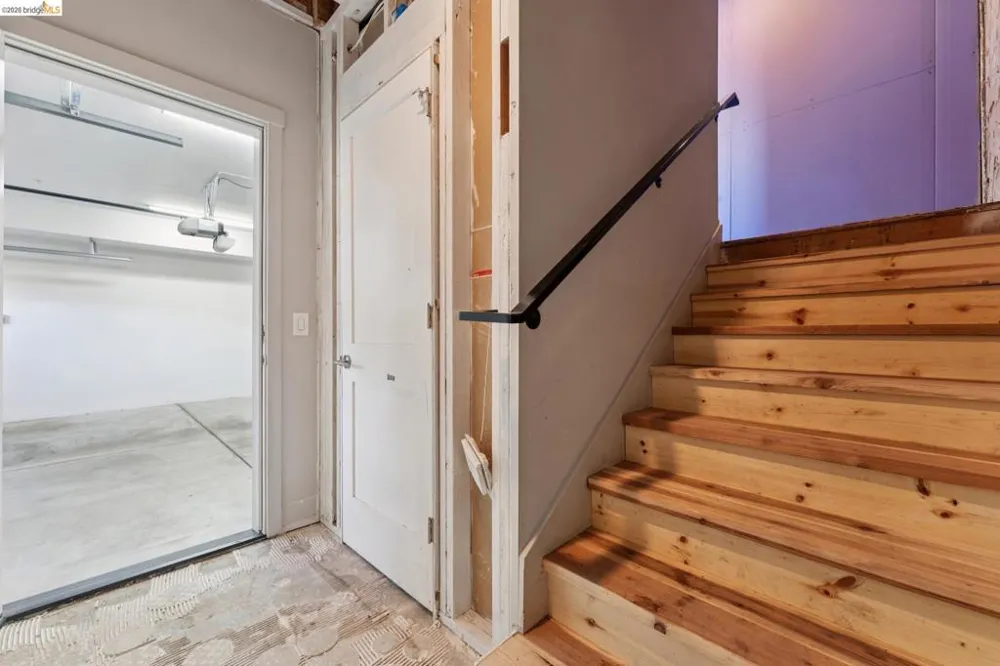 5917 Balboa Oakland, CA 94611