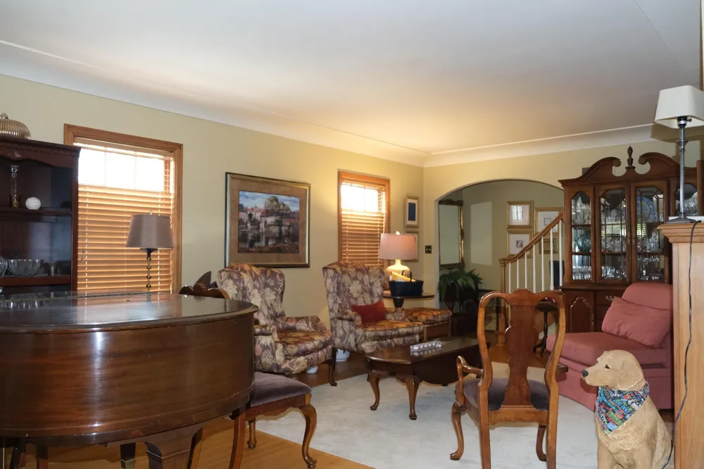 401 Logan Avenue Jackson, MN 56143