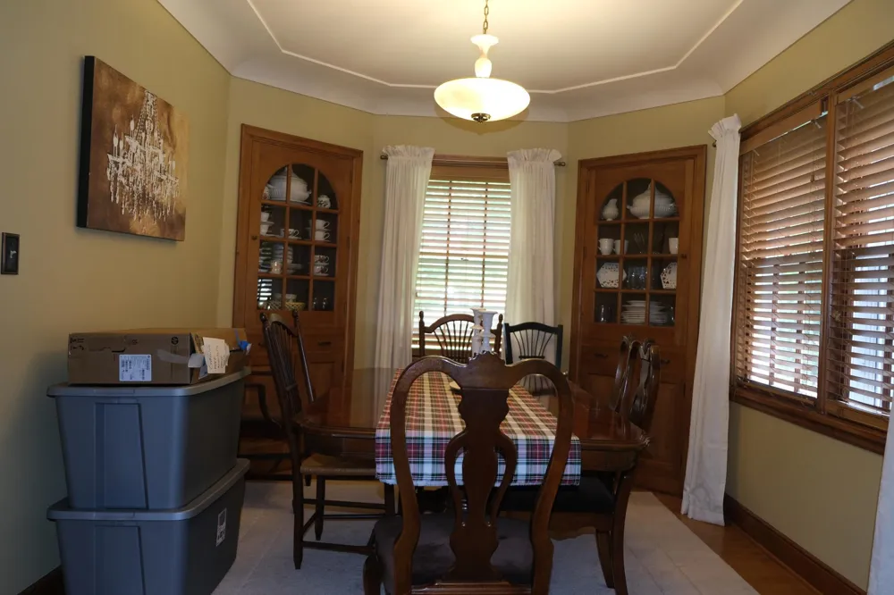 401 Logan Avenue Jackson, MN 56143