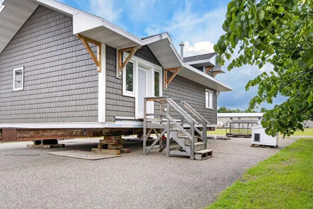 801 Valley Avenue SE Valley City, ND 58072