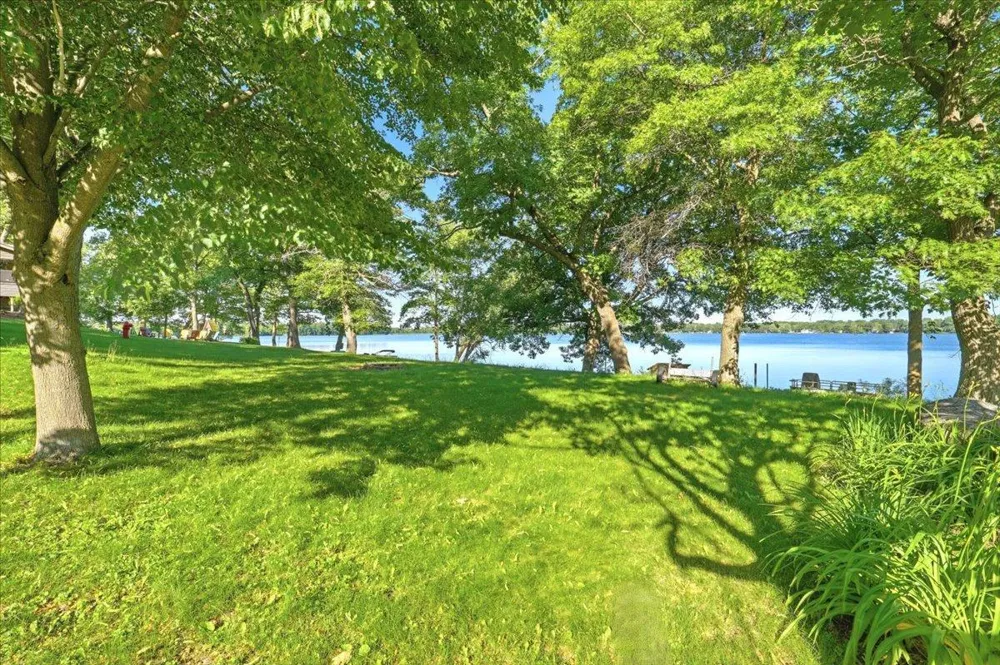 796 Magnor Lake Drive Clayton, WI 54004