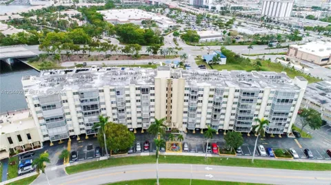 200 Diplomat Pkwy #234
