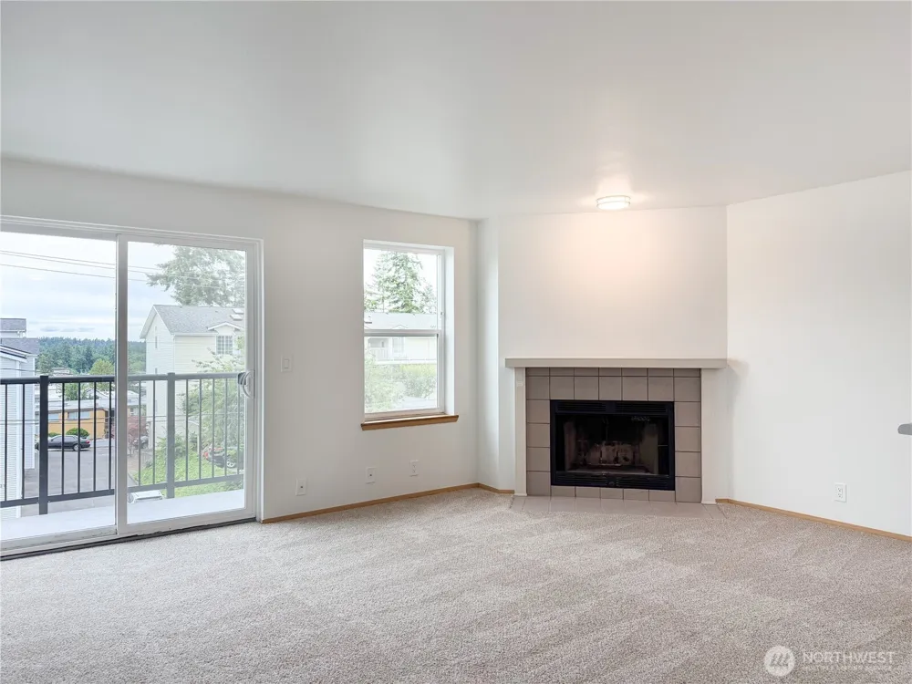 124 SW 154th Street #302 Burien, WA 98166