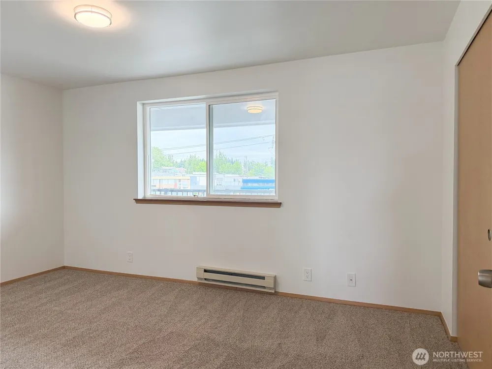 124 SW 154th Street #302 Burien, WA 98166