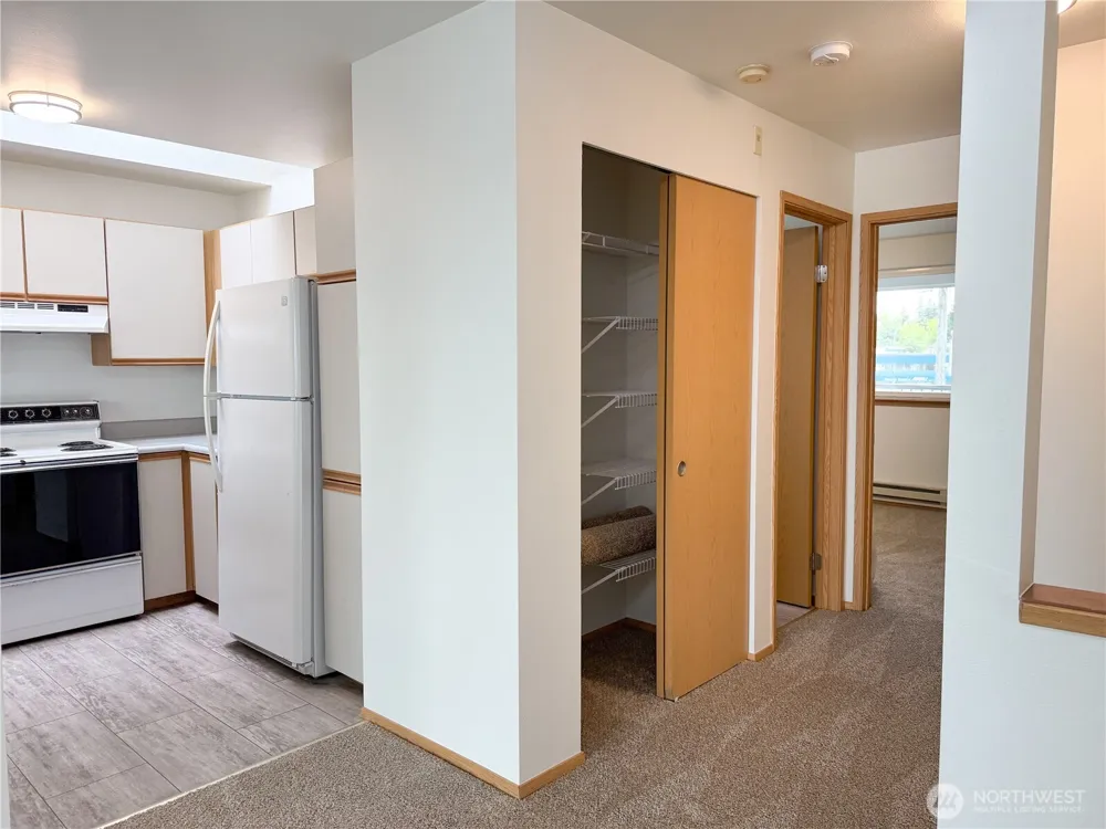 124 SW 154th Street #302 Burien, WA 98166