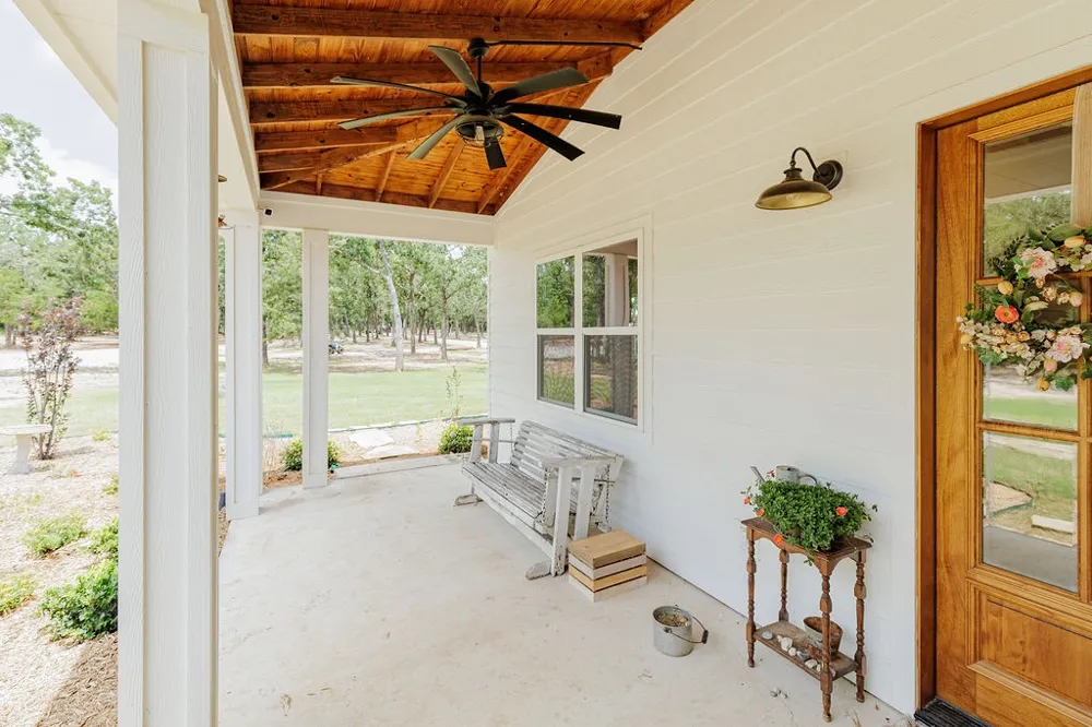 2094 Jim Harry Loop Sunset, TX 76270