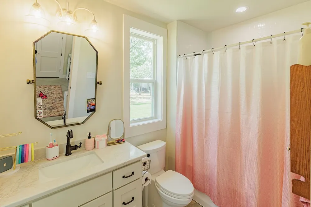 2094 Jim Harry Loop Sunset, TX 76270