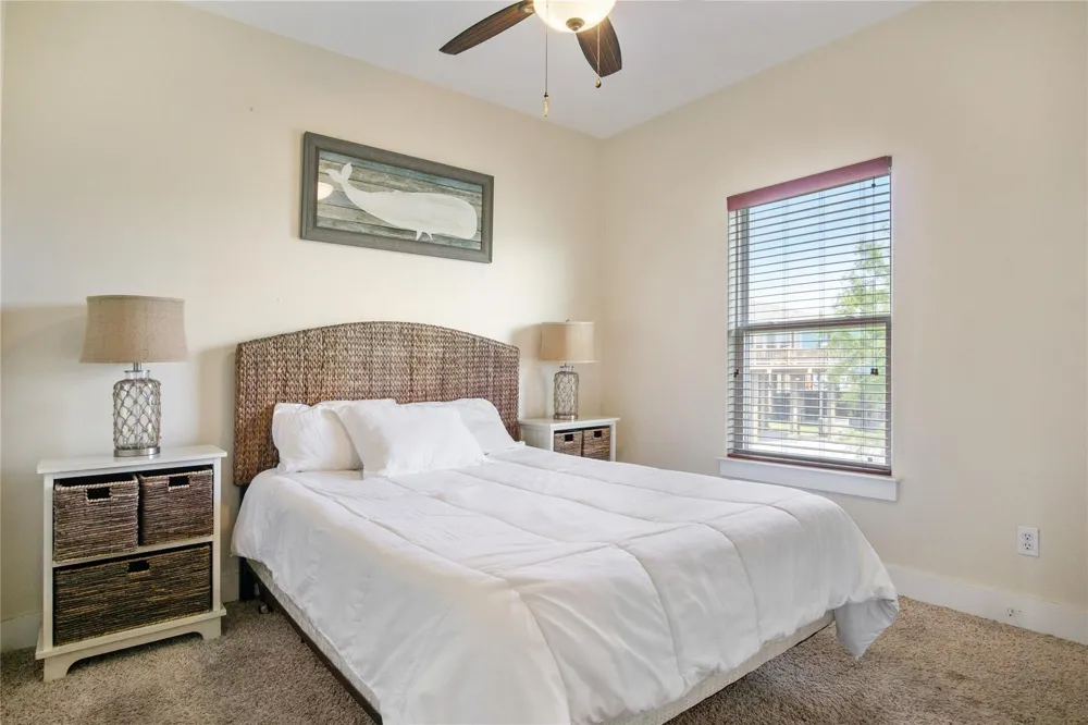 988 Gulf Road Crystal Beach, TX 77650