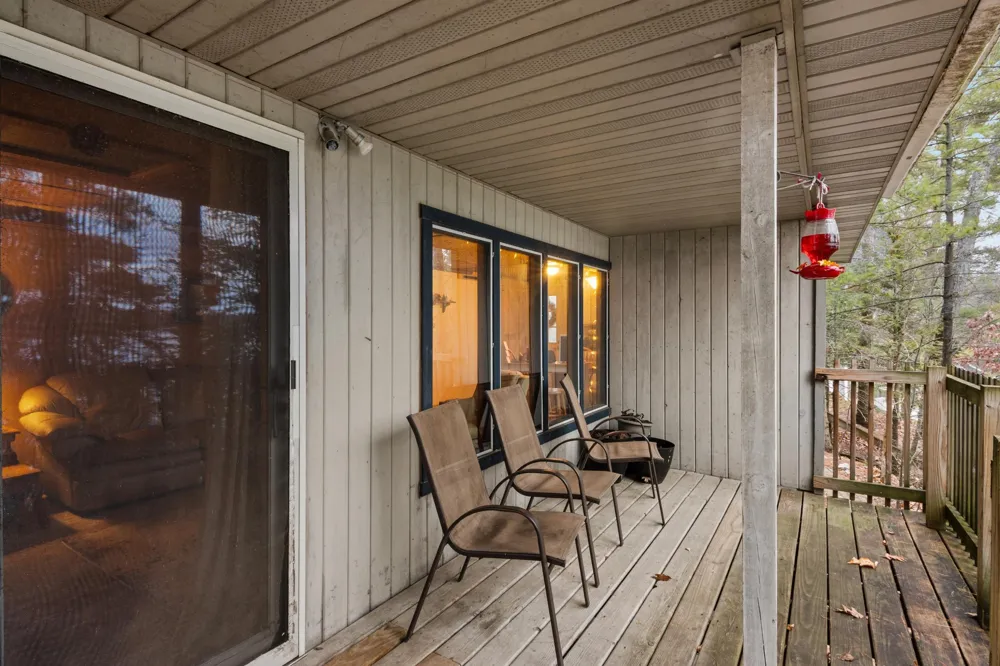 4411 Lakeview Trail East Bay Township, MI 49696